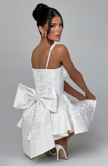White jacquard large bow suspender dress - Image 6