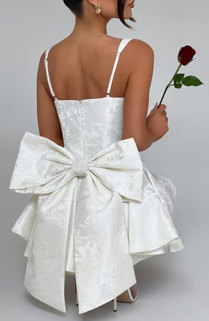 White jacquard large bow suspender dress - Image 2