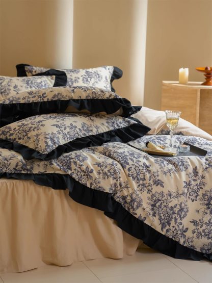 Blue and white floral ruffled four-piece bedding set - Image 9