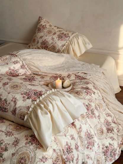 French palace retro lace floral bedding four-piece set - Image 10