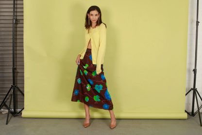 Brown Artistic Floral Print High-Waist Draped Maxi Skirt - Image 4