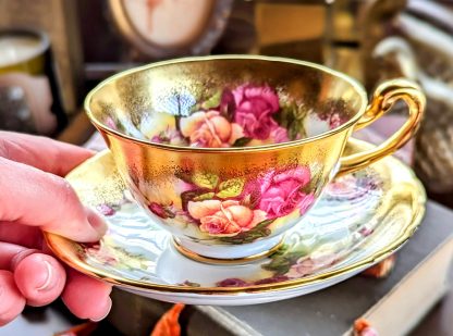 Luxurious gilded retro palace style tea cup - Image 8