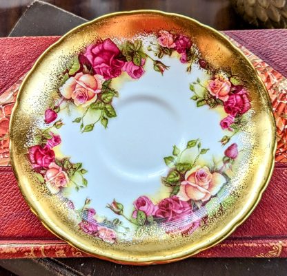 Luxurious gilded retro palace style tea cup - Image 2