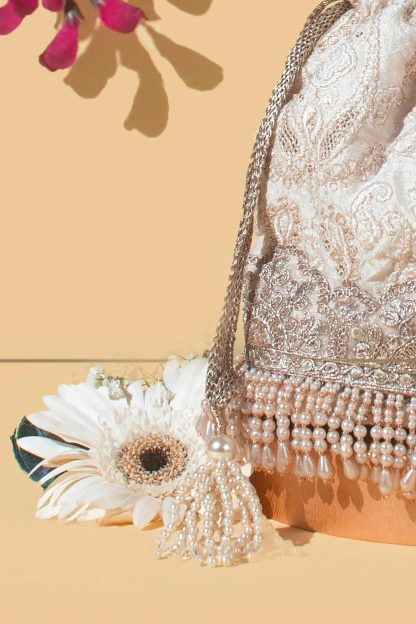 Moonlight Lace Pearl Handbag - Image 2