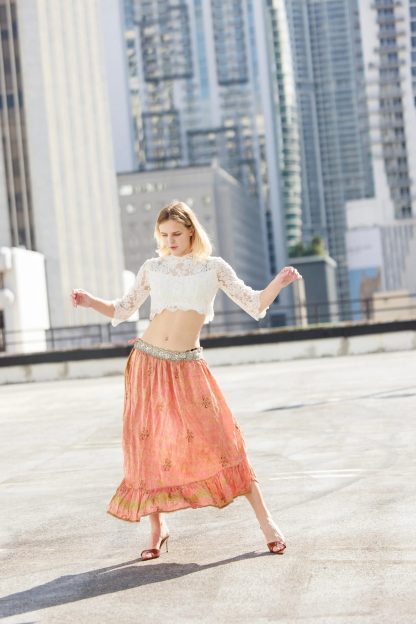 Orange-pink gradient ruffled irregular high-waist skirt - Image 5