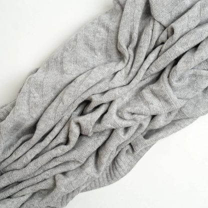 Light grey cable knit blend throw blanket - Image 3