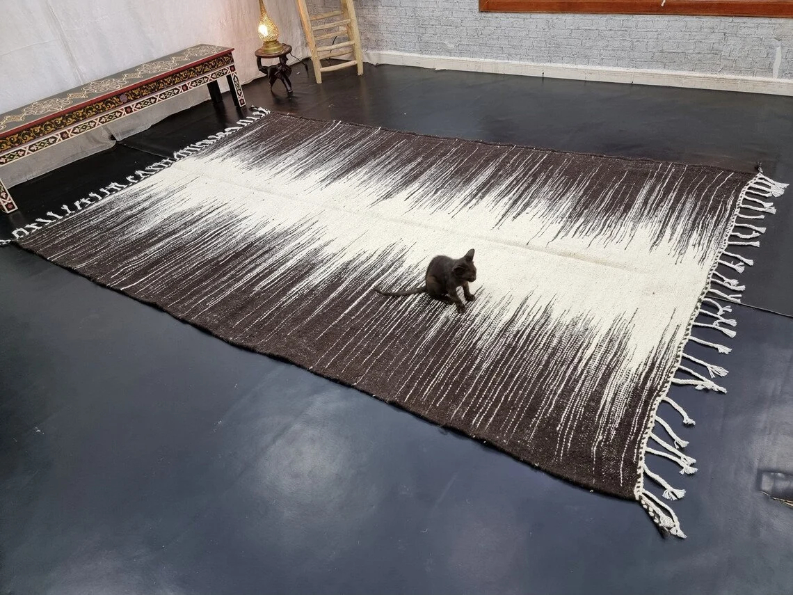 Handmade gradient line tassel carpet - Image 7