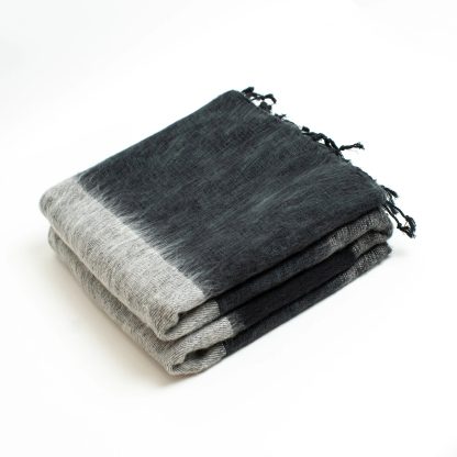 Gray and black gradient tassel blended blanket - Image 8
