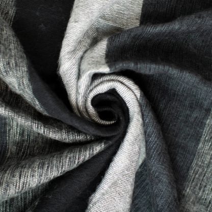 Gray and black gradient tassel blended blanket - Image 5