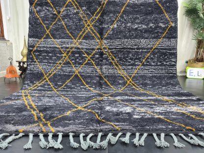 Gray contrasting handmade tassel rug - Image 8