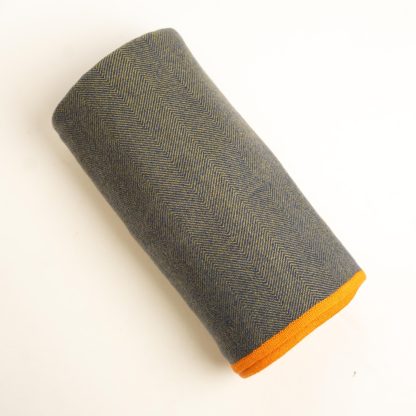 Contrast herringbone wool-blend throw blanket - Image 3