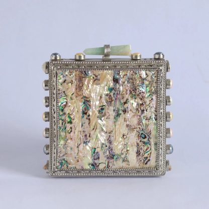 Vintage silver abalone square evening bag - Image 7