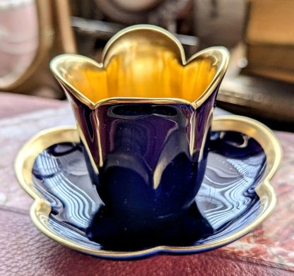 Sapphire blue gilt petal cup and saucer set - Image 3