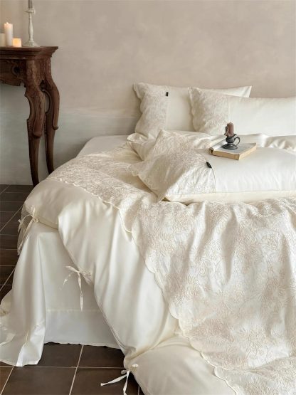 Light luxury minimalist satin lace bedding four-piece set - Image 8