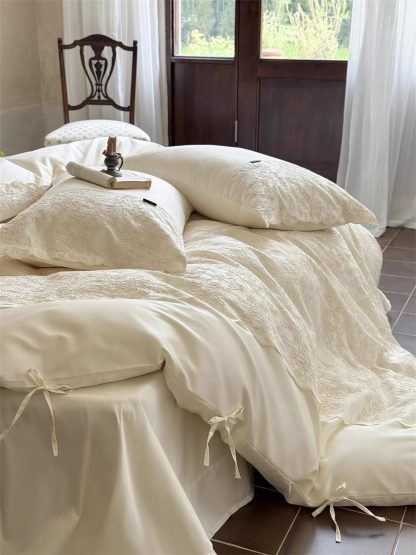 Light luxury minimalist satin lace bedding four-piece set - Image 5