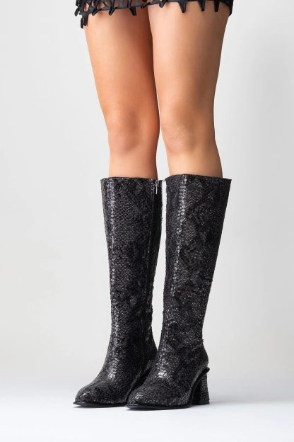 Retro diamond snake print high boots