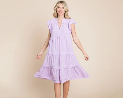 Gentle and healing lavender V-neck ruffled cake dress