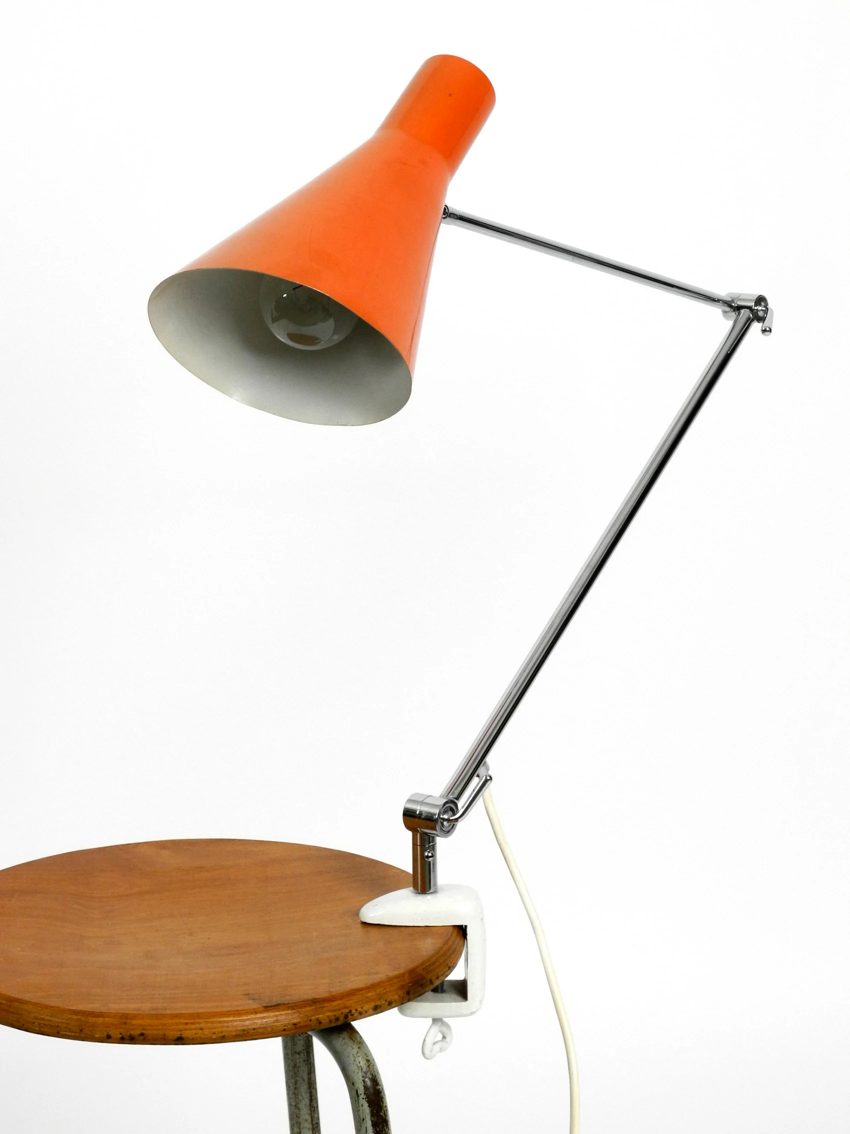 Orange cone clamp light - Image 6
