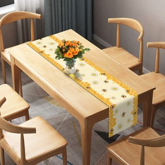 Bee and Daisy Table Runner