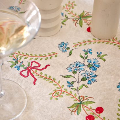 Bei apricot light pattern floral tablecloth - Image 10