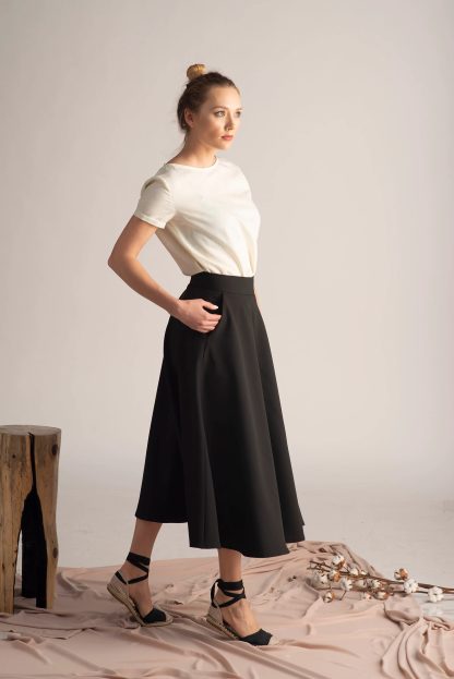 Black A-line midi skirt - Image 3