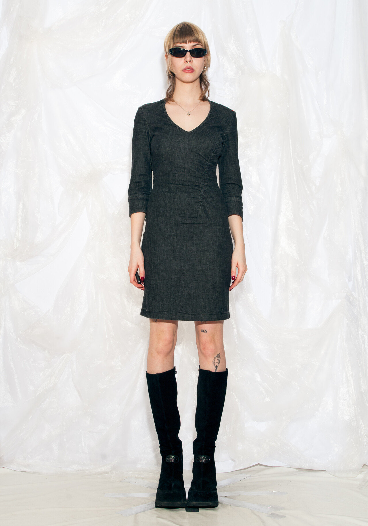 Black V-neck bodycon dress - Image 2