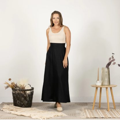 Black high waist maxi skirt