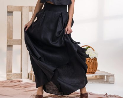 Black layered linen maxi skirt - Image 4