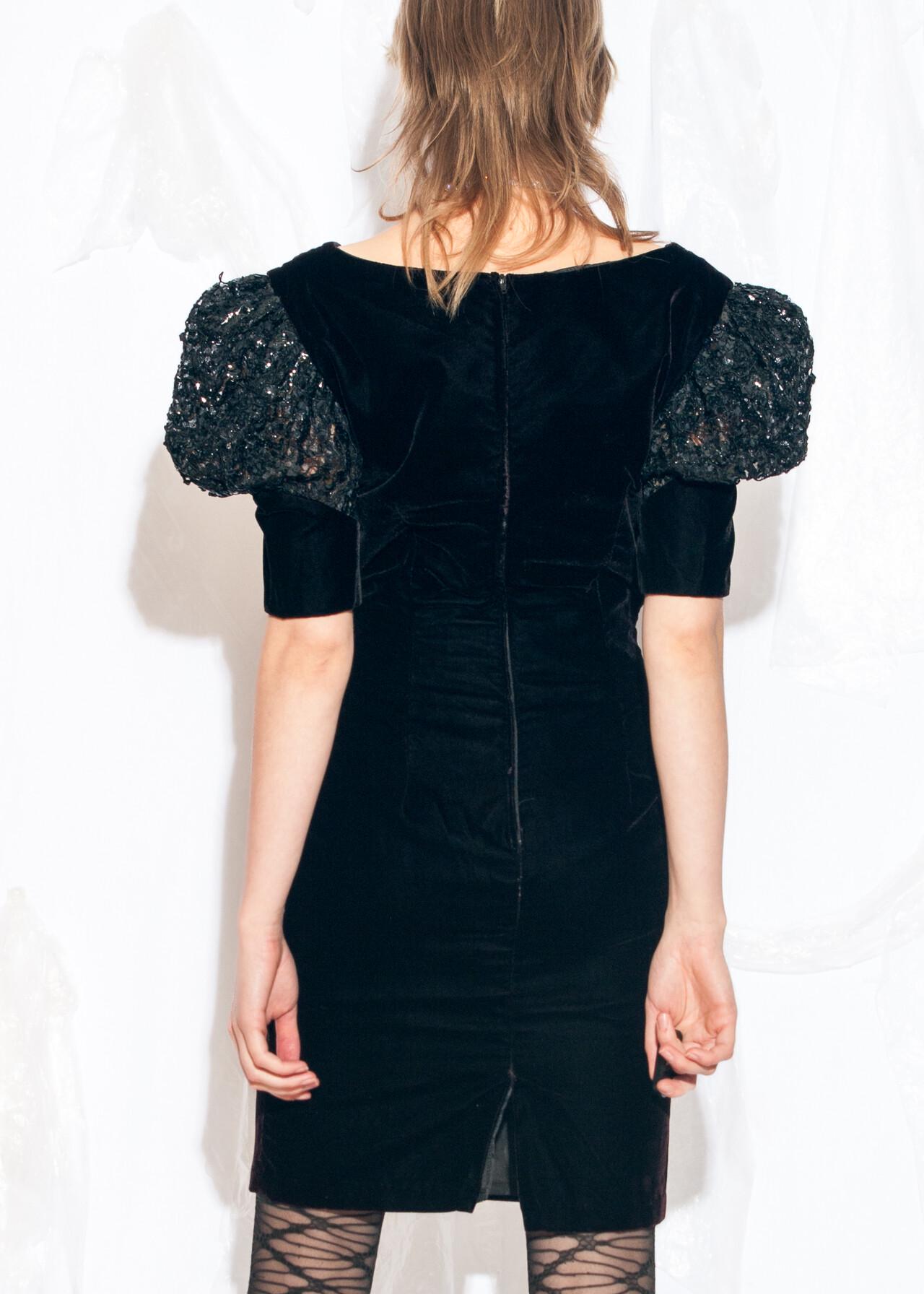 Black velvet bodycon dress - Image 4