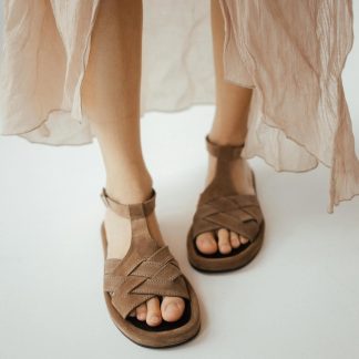 Braided T-strap Roman sandals