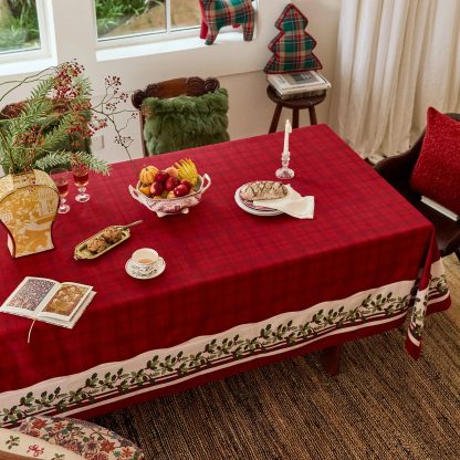 Burgundy Plaid Holly Border Tablecloth - Image 10