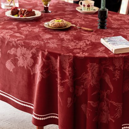 Burgundy floral jacquard tablecloth - Image 3