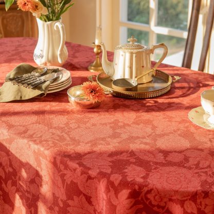Burgundy red jacquard tablecloth - Image 6