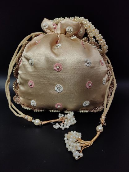 Champagne and blush rosette beaded handbag - Image 6