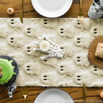 Chunky Knit Ghost Table Runner - Image 5