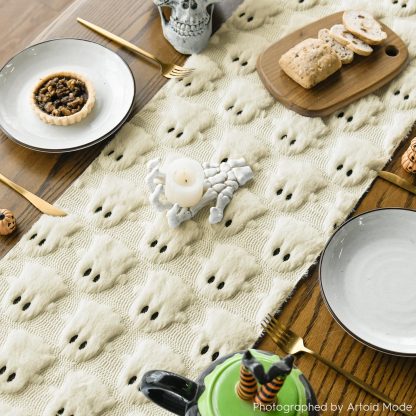 Chunky Knit Ghost Table Runner - Image 3