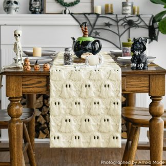 Chunky Knit Ghost Table Runner