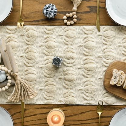 Chunky Knit Pumpkin Table Runner - Image 5
