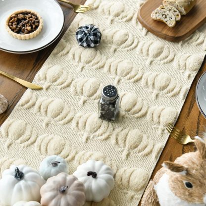 Chunky Knit Pumpkin Table Runner - Image 3