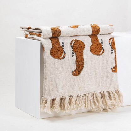 Cream Leopard Tassel Woven Throw Blanket - Image 3