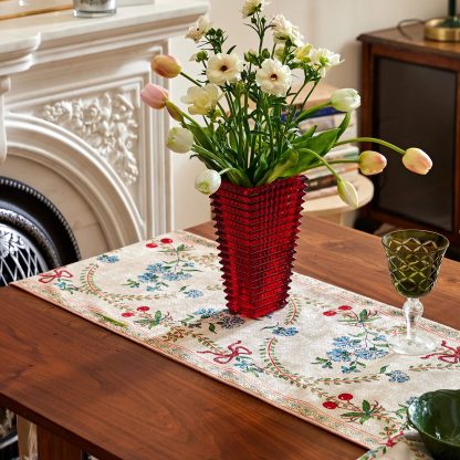 Embroidered flower table runner - Image 2