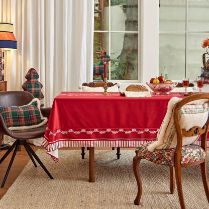Festive Red Flower Border Tablecloth - Image 10