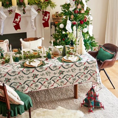 Holly Wreath Tablecloth - Image 10