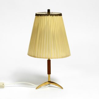 Pleated fabric table lamp