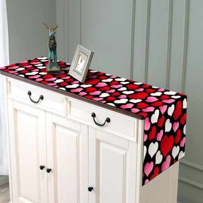 Love table runner - Image 4