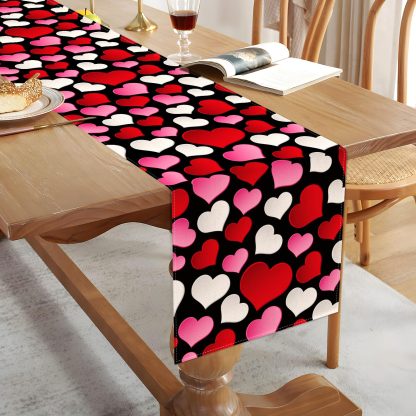 Love table runner - Image 2