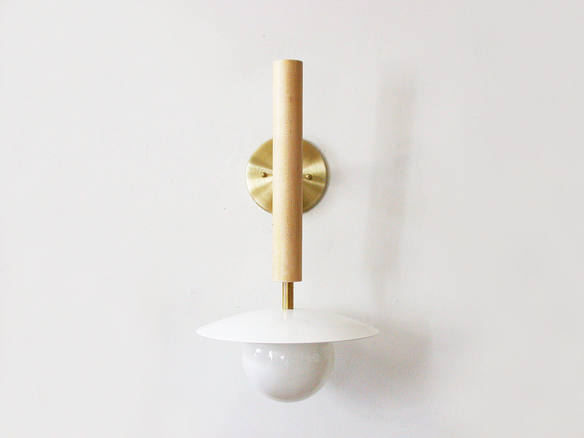 Maple wood pole dish spherical wall lamp - Image 4
