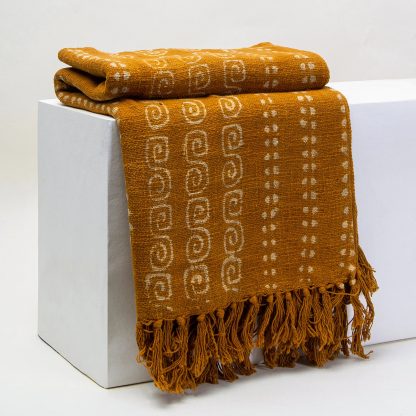 Marigold spiral striped fringed woven throw blanket - Image 5