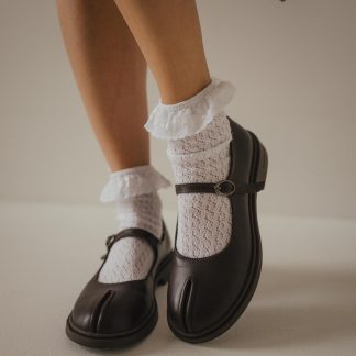 Mary Jane retro flats