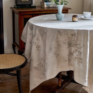 Matte silver light pattern tassel tablecloth